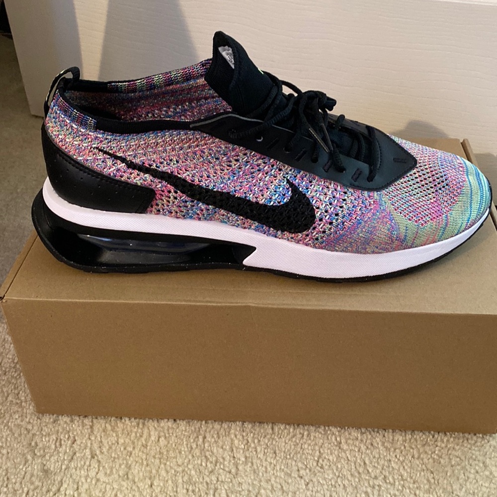 Nike Air Max Flyknit Racer, size 11